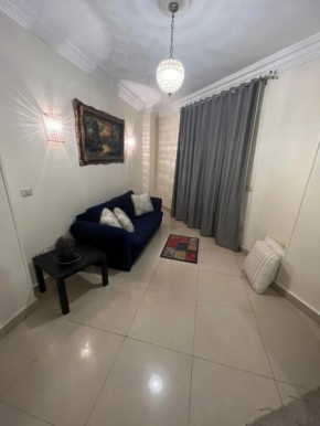 Lovely 3 bedrooms apartment in prime location